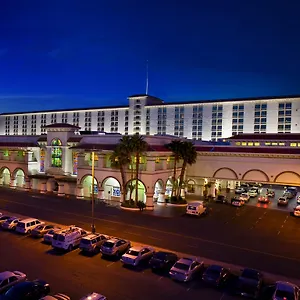 3* Üdülőközpont Gold Coast And Casino